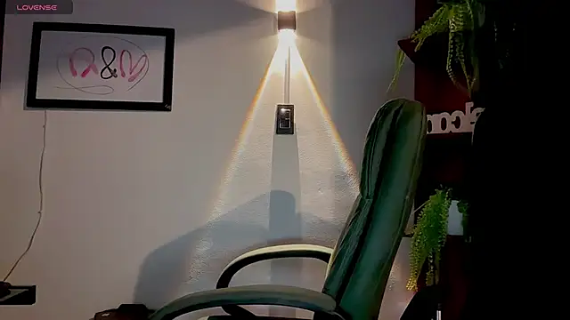MarcellaGriffin webcam