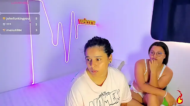 Dilan_and_Mia webcam