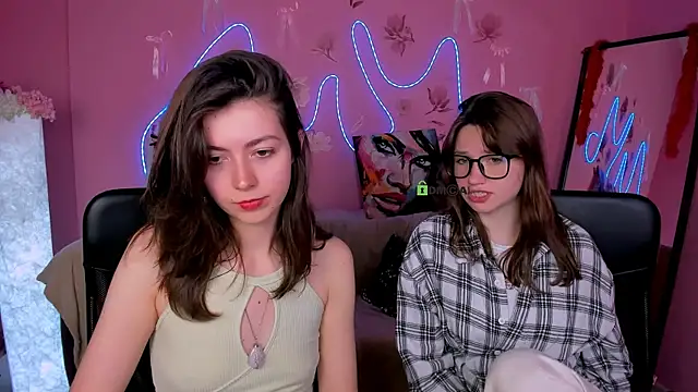 kitniss_dreamy webcam