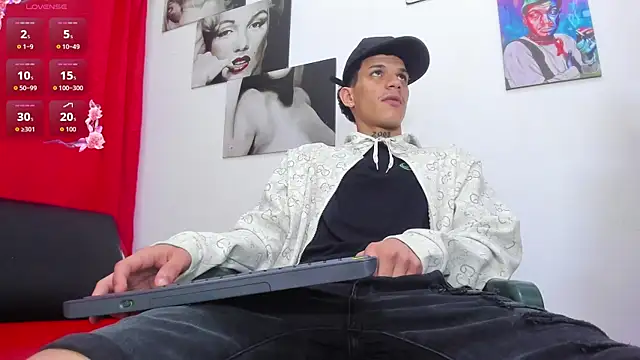 big_hot_boy_ webcam