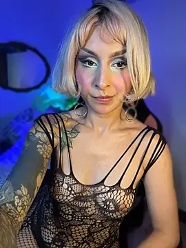 Cinamoonn webcam