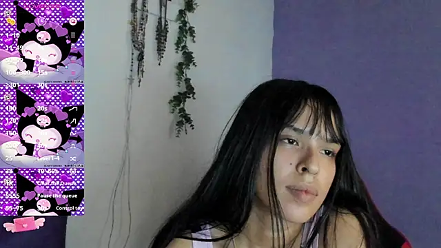 Cloeandtyfanny webcam