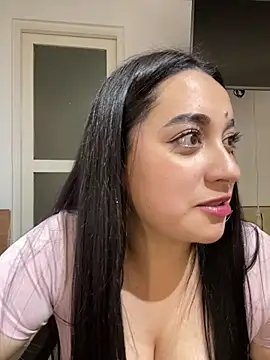 IvySanchez_Pinkk