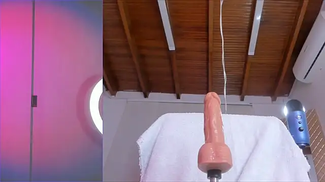 Lucy_carter_ webcam