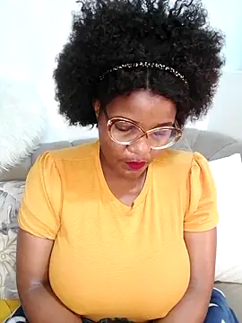 ChubbyBitch26 webcam