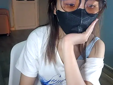 Chichi_86 webcam