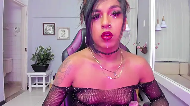 Nahomy_Collins_ webcam