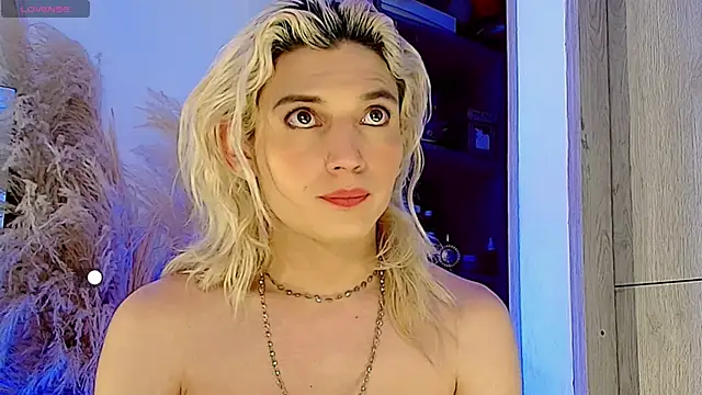 honey_skin webcam