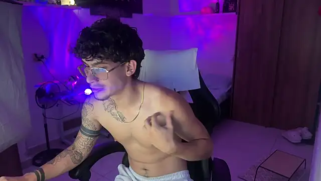 Kisan_Smith webcam