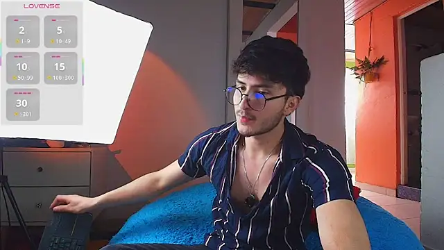 santyago_taylor webcam