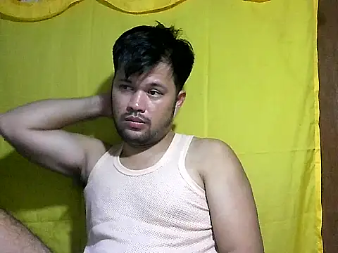 HairyHottestpinoyHandsome webcam