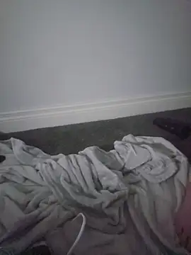 HuffedAdvocate webcam