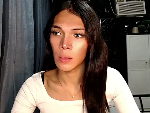 GORGEOUS_CARMEE live cam on StripChat
