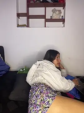 hotwife26 webcam