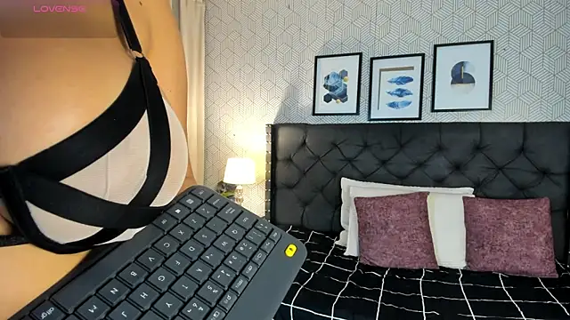 sophie__blare webcam