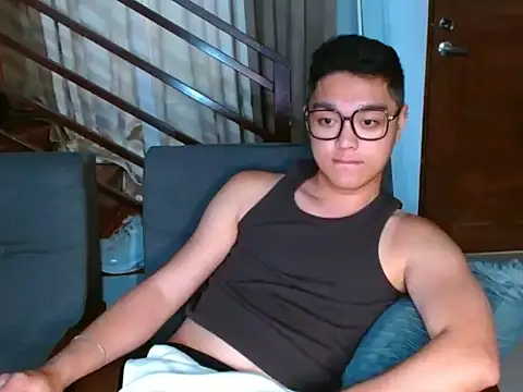 JayKarLo webcam