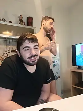 bear_skinny webcam