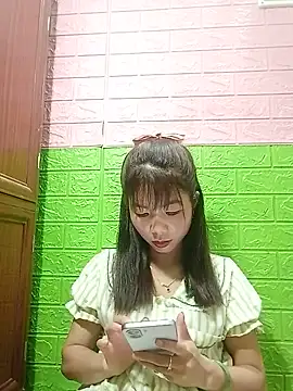 AmyLinee01 webcam