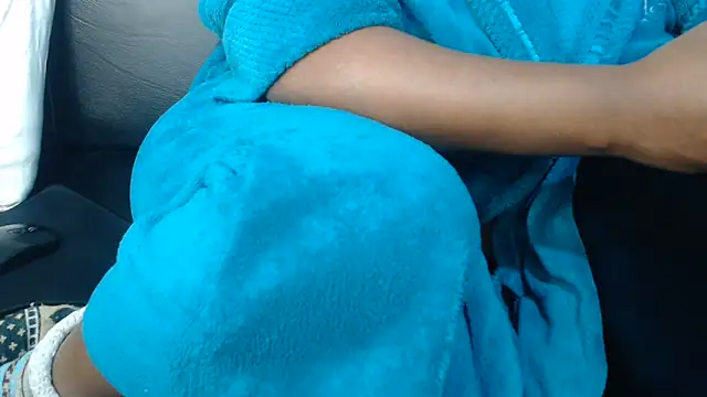 BustyNina41 webcam