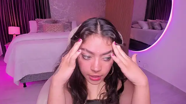 Natasha-aniston webcam