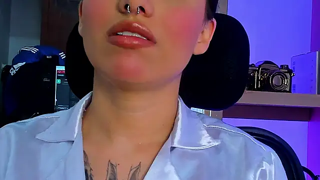 isabella_hv webcam
