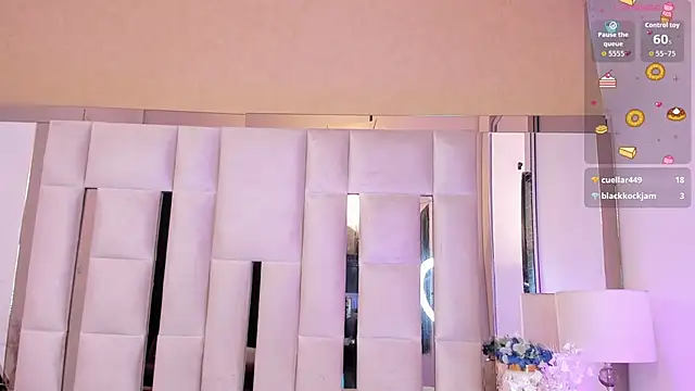 SophiaScottX webcam