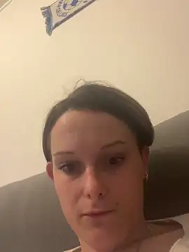 Quenn667 webcam