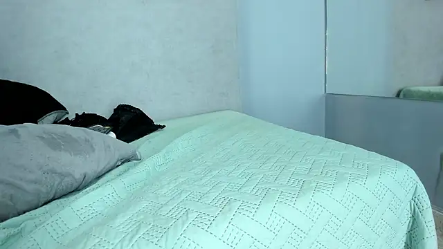 Golden_kiss23 webcam