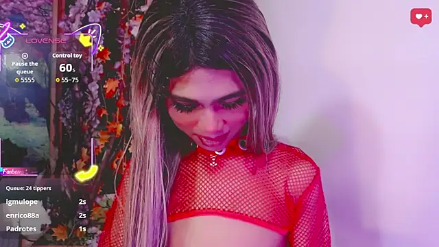 Honey_Balenciaga webcam