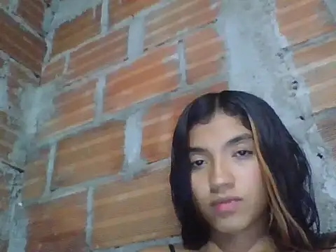 canelita0510 webcam