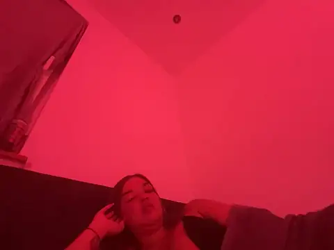 elina_amara_ webcam