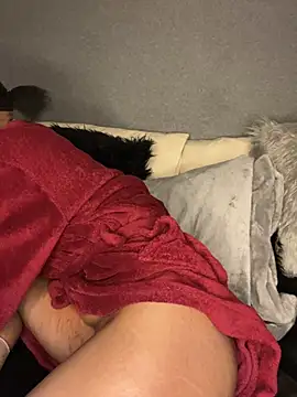 Hot_Mess18 webcam