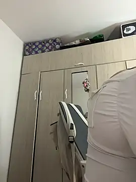 Emmily_19 webcam