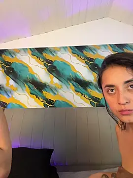 Antonella_Julieta webcam