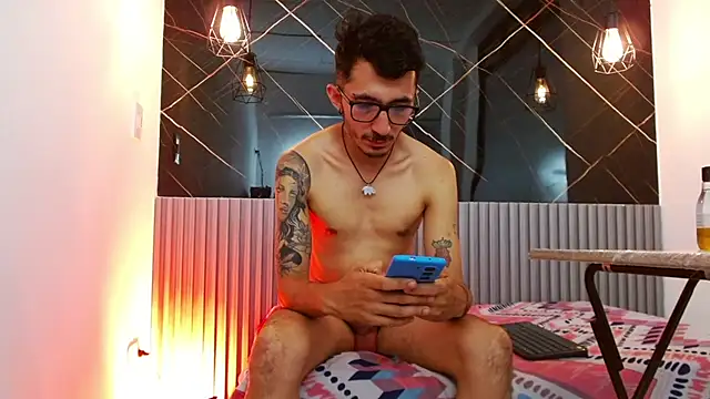 Dylananderson1's cam show statistics and live stream