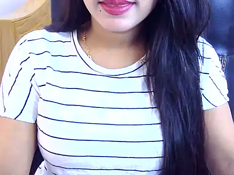 Noor_Zarin webcam