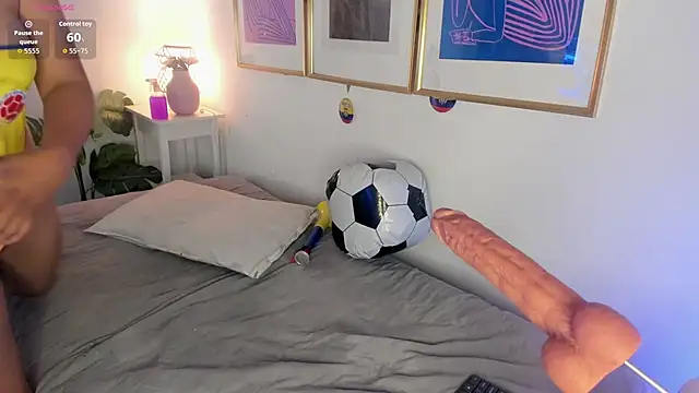 valka_collinss webcam