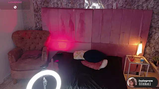 lilithst_ webcam