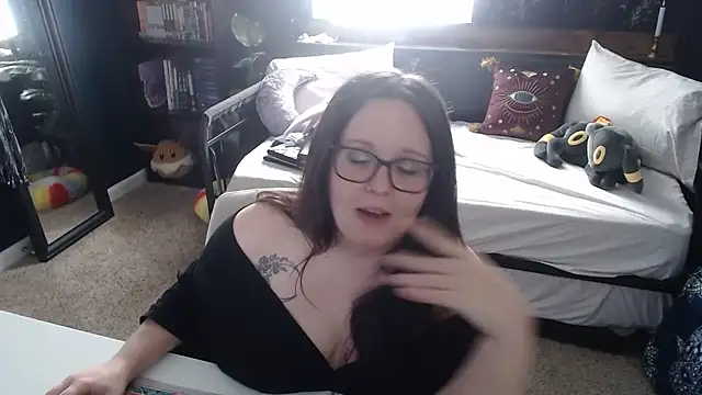 HazeyViolet333 webcam