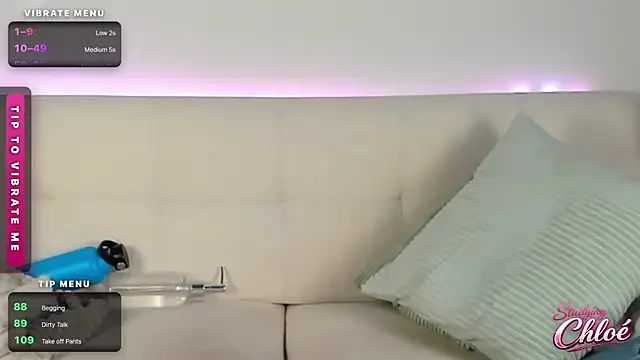 itschloelaurent webcam