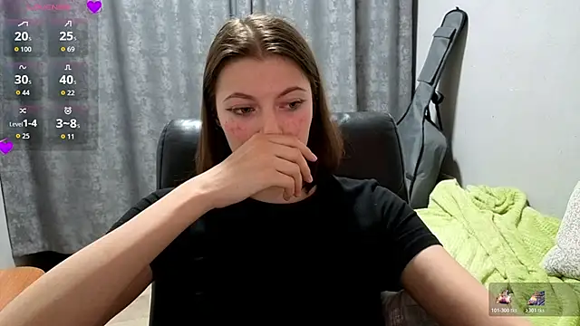 CutieAnny webcam