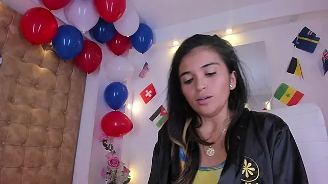 violet_giraldo webcam
