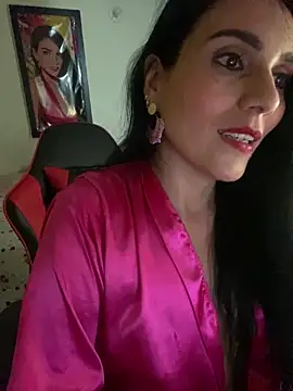 Watch Miaswwe live on EroticFlix - High definition streams