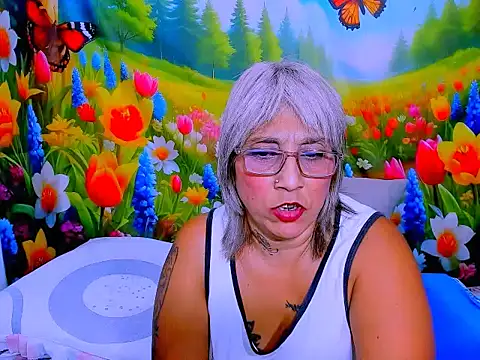 indianroxy webcam