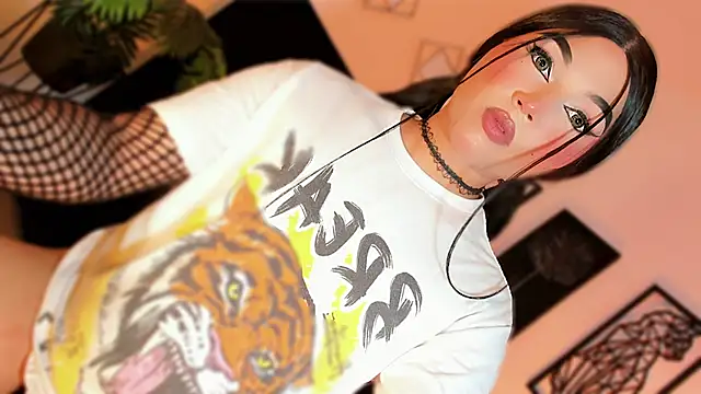 misstreslatin webcam