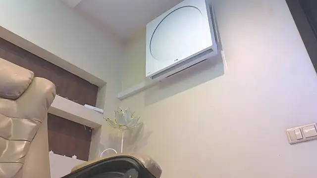 Malika_uAngel webcam