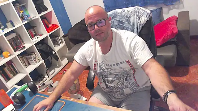 ravingr4d4 webcam