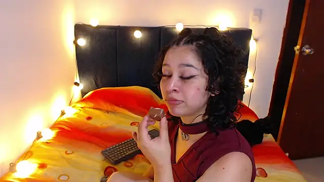 Bitsy_Messy webcam