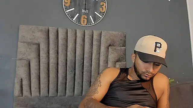 Robin_Rief live cam on StripChat