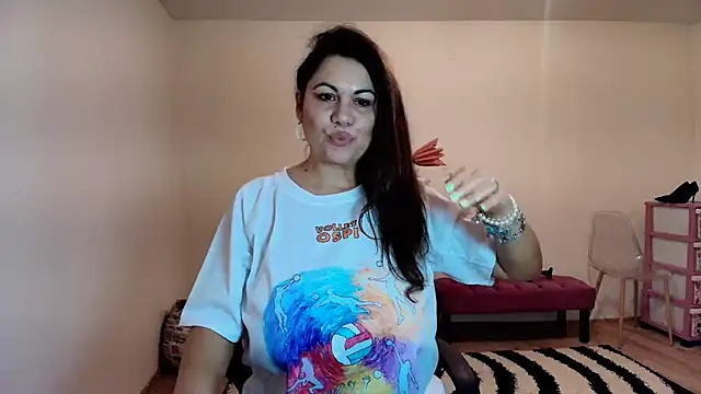 VixenVibesX webcam